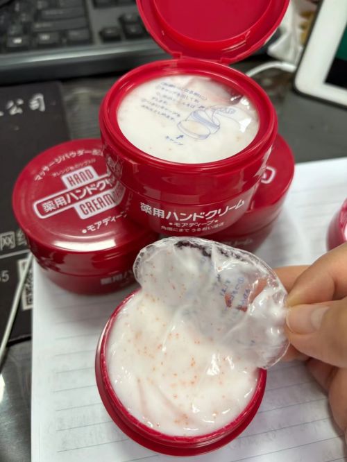 霜年度10大全球公认最好用的护手霜爱游戏app十大公认最好用的护手(图6)